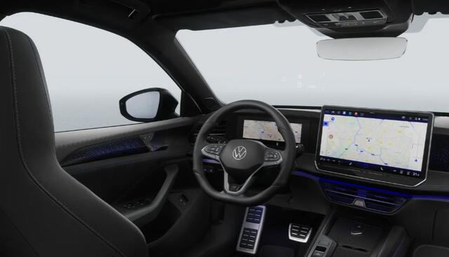 Volkswagen PASSAT Variant 1.5 eHybrid 272PK DSG R-Line Edition / Resterende Fabrieksgarantie tot 11-08 2030 / Trekhaak / Panoramadak / Leer / 19'' LMV / VW