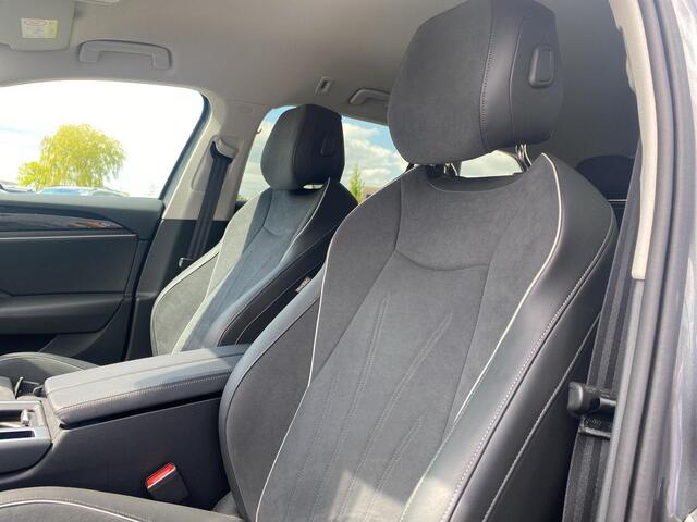 Volkswagen PASSAT Variant 1.5 eHybrid Business | PHEV | Trekhaak |