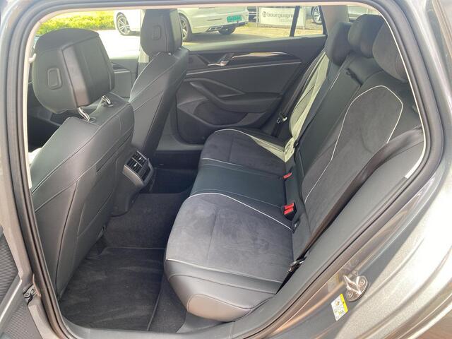 Volkswagen PASSAT Variant 1.5 eHybrid Business | PHEV | Trekhaak |