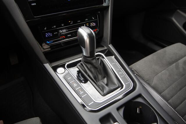 Volkswagen PASSAT Variant 1.4 TSI PHEV GTE Business SoH 94%, Adap. cruise, Trekhaak, Carplay, Camera,