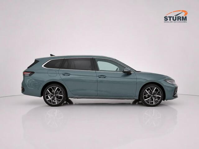 Volkswagen PASSAT Variant 1.5 eHybrid R-Line Edition NL-Auto, SoH 97% Volle Opties!