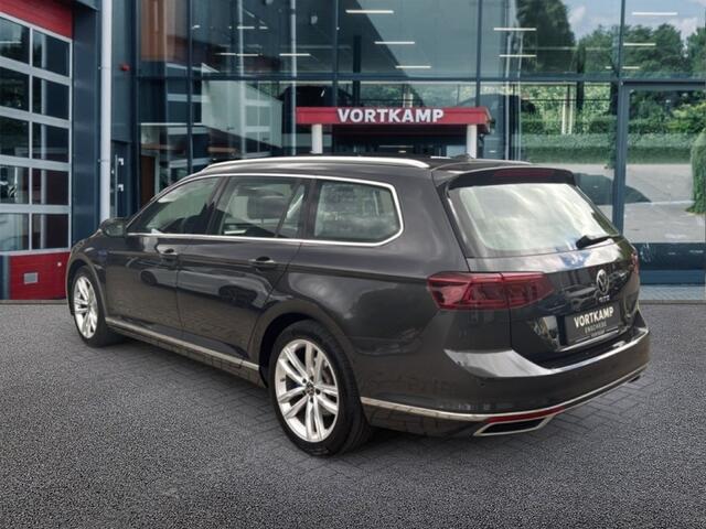 Volkswagen PASSAT 1.4 TSI DSG GTE TREKHAAK/PANO-DAK/360CAM/ELEK-KLEP/ACC/STOEL+STUURVERW