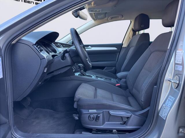 Volkswagen PASSAT Variant 1.4 TSI Comfortline Business /Apple Carplay/Trekhaak/PDC V+A/Climate/Navi/ErgoComfort stoelen/Lendensteun/(MET GARANTIE*)