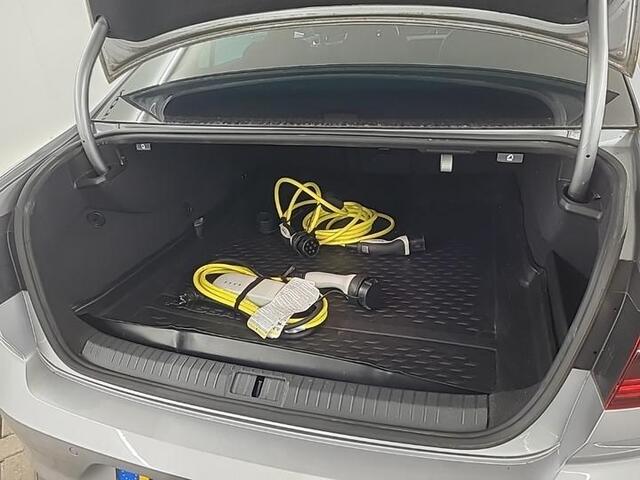 Volkswagen PASSAT 1.4 TSI PHEV GTE Business | Plug-in Hybride | Panoramadak | Head-up | Nederlandse auto origineel 10.000km | Trekhaak |