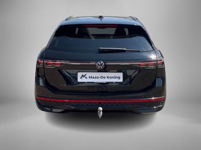 Volkswagen PASSAT Variant 1.5eHybrid 200kW/272PK R-Line Black Style DSG · Panoramadak · Navigatie · Trekhaak · Garantie t/m 12-03-2030 of 100000km.