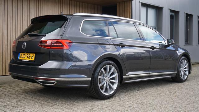 Volkswagen PASSAT Variant 1.8 TSI 180pk 3x R-Line Pano.Dak Leder DynAudio HUD Trekhaak Sfeerverlichting *Zeer Nette & Complete Passat*