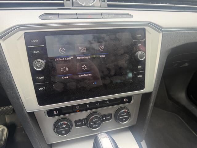 Volkswagen PASSAT Variant 1.4 TSI Comfortline Business Panodak,Trekhaak,Cruise,Lmv Navi,Clima