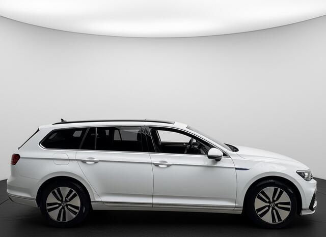 Volkswagen PASSAT Variant 218PK DSG HYBRID GTE BUSINESS CAMERA/NAVI/VIRTUAL