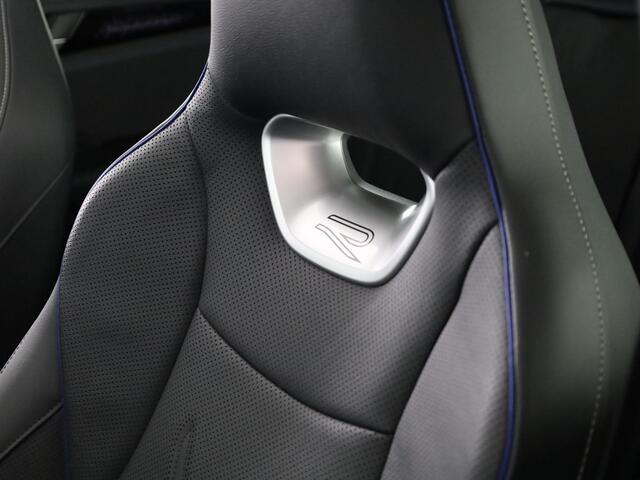 Volkswagen PASSAT Variant 1.5 eHybrid R-Line Edition 204 PK | Navigatie | Camera | wegklapbare trekhaak | elektrische klep | verlengde garantie