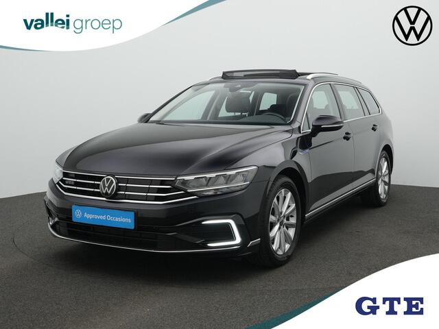 Volkswagen PASSAT Variant 1.4 TSI 218 pk PHEV GTE | Panoramadak | Trekhaak | Achteruitrijcamera | Adaptive Cruise | Stuur-/stoelverwarming