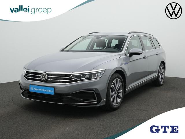 Volkswagen PASSAT 1.4 TSI 218 pk PHEV GTE | Trekhaak | IQ Light | Achteruitrijcamera | Adaptive Cruise | Stoelverwarming