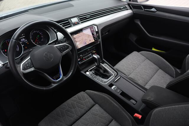 Volkswagen PASSAT Variant 1.4 TSI PHEV GTE Business | Matrix | 360 Camera | ACC |