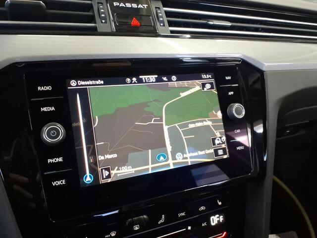 Volkswagen PASSAT Variant GTE 1.4 TSI eHybrid 218pk PHEV Business / Camera / Travel Assist / Navigatie