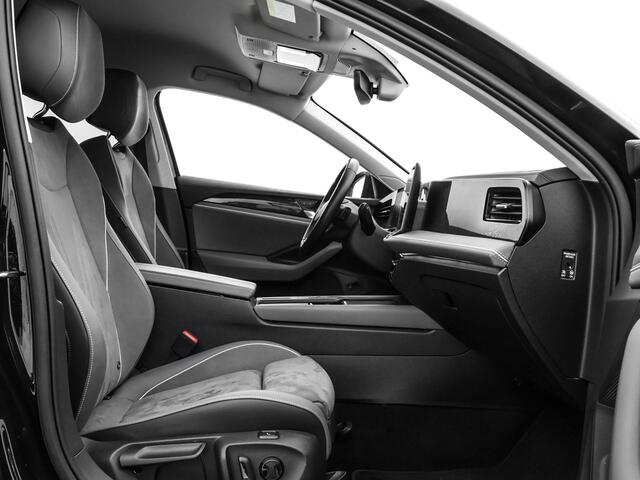 Volkswagen PASSAT Variant 1.5 eHybrid 204pk PHEV DSG Business · Camera · Elek. Voorstoelen + Massagefunctie · Stuur- & Stoelverwarming · Optiekpakket Zwart · Side Assist · Garantie t/m 18-08-2028 of 100.000km