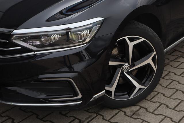 Volkswagen PASSAT Variant 1.4 TSI PHEV GTE Business | ACC | Camera | Matrix |