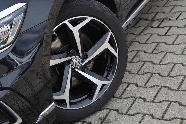 Volkswagen PASSAT Variant 1.4 TSI PHEV GTE Business | ACC | Camera | Matrix |