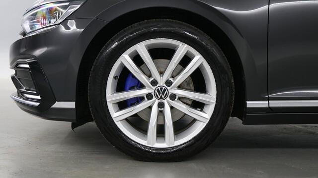 Volkswagen PASSAT Variant GTE 1.4 TSI eHybrid 218pk DSG PHEV Business | Trekhaak | Panorama | Navigatie | Stoelverw. 324