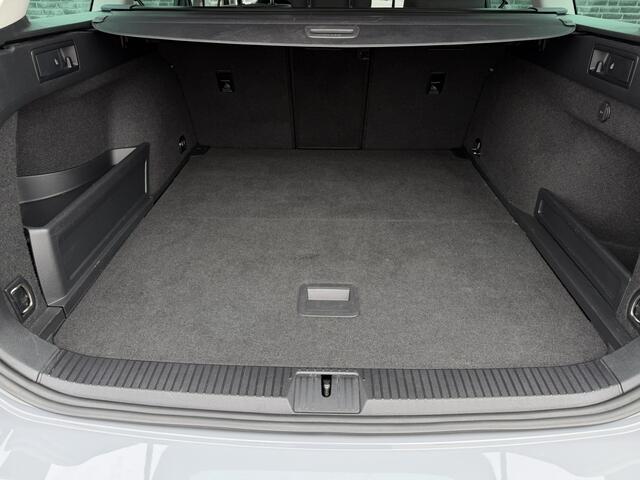 Volkswagen PASSAT Variant 1.4 TSI PHEV GTE Business | Carplay | Camera | LED | Navi | Adap. Cruise