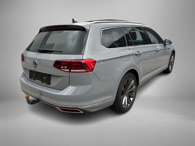 Volkswagen PASSAT Variant 1.4 TSI 218pk DSG PHEV GTE Business · Panoramadak · Camera · Inklap. Trekhaak · Keyless · Stoelverwarming · Apple/Android Car Play · Massagefunctie Bestuurdersstoel ·