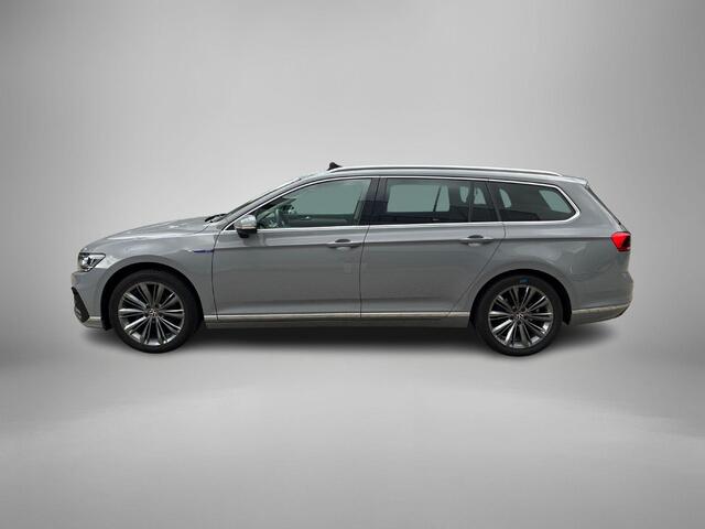 Volkswagen PASSAT Variant 1.4 TSI 218pk DSG PHEV GTE Business · Panoramadak · Camera · Inklap. Trekhaak · Keyless · Stoelverwarming · Apple/Android Car Play · Massagefunctie Bestuurdersstoel ·