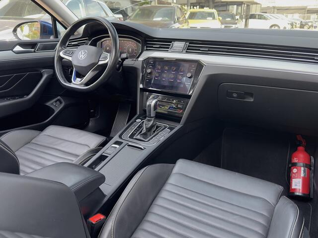 Volkswagen PASSAT Variant 1.4 TSI PHEV AUT7 GTE PANODAK LEDER NAVI CAMERA360 DIGI-DASH LED LMV PDC