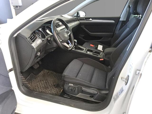 Volkswagen PASSAT Variant GTE 1.4 TSI eHybrid 218pk PHEV Business / Panoramadak / iQ Light / Massage / Travel Assist