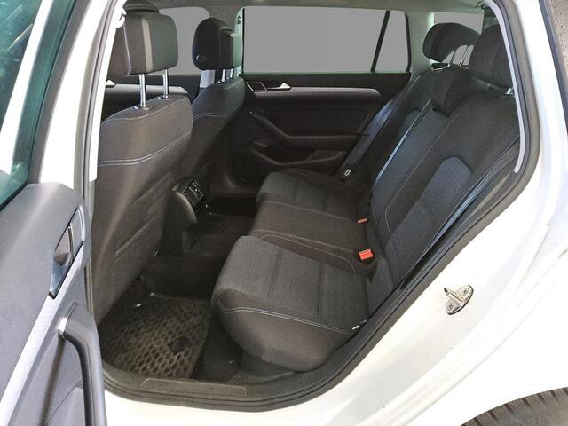 Volkswagen PASSAT Variant GTE 1.4 TSI eHybrid 218pk PHEV Business / Panoramadak / iQ Light / Massage / Travel Assist