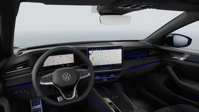Volkswagen PASSAT Variant 1.5 eHybrid 272PK DSG R-Line Business / Resterende Fabrieksgarantie tot 30-06 2029 / Black Style / Trekhaak / Panoramadak / 19'' LMV / VW
