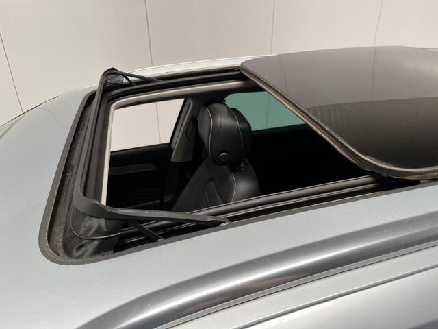 Volkswagen PASSAT Variant 1.4 TSI PHEV GTE / AUTOMAAT/ PANO/ LEER/ APP-CONNECT/ ACC/ PARK.SENSOREN + CAMERA/ STOELVERWARM./ MASSAGE/ KEYLESS/ ELEK.ACHTERKLEP/ DIGITAL DASH/ NAVI/ DAB/ CLIMA/ LED/ 17'' LMV