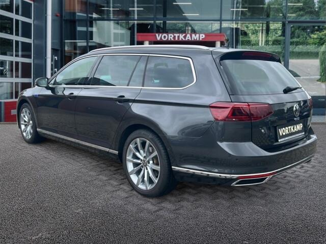Volkswagen PASSAT 1.4 TSI DSG GTE PANO-DAK/TREKHAAK/LEDER/360CAMERA/E-KLEP/IQ-LIGHTS