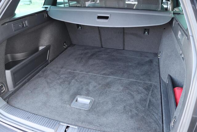 Volkswagen PASSAT Variant 1.4 TSI PHEV GTE Business