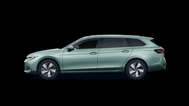Volkswagen PASSAT Variant 1.5 eHybrid Business | Wordt verwacht | Trekhaak | HUD | IQ.Drive | DCC |