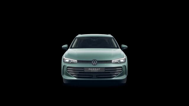 Volkswagen PASSAT Variant 1.5 eHybrid Business | Wordt verwacht | Trekhaak | HUD | IQ.Drive | DCC |