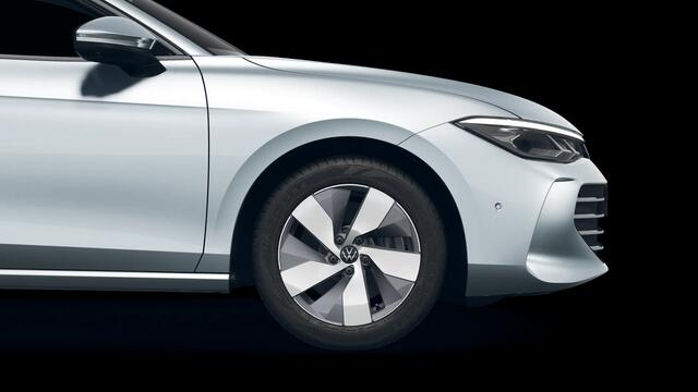 Volkswagen PASSAT Variant 1.5 eHybrid Business | Wordt verwacht | Trekhaak | HUD | IQ.drive | DCC |