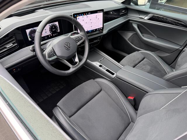 Volkswagen PASSAT Variant 1.5 eHybrid Business | Trekhaak | 360 Camera | Elek. Achterklep | 4-Season | Head up | Rijklaar incl. garantie