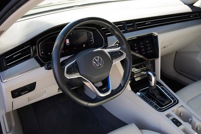 Volkswagen PASSAT Variant 1.4 TSI PHEV GTE Business ,SOH 94%, Panoramadak, Trekhaak, Adap. cruise, IQ,