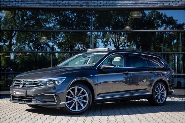 Volkswagen PASSAT Variant 1.4 TSI PHEV GTE Business ,SOH 94%, Panoramadak, Trekhaak, Adap. cruise, IQ,