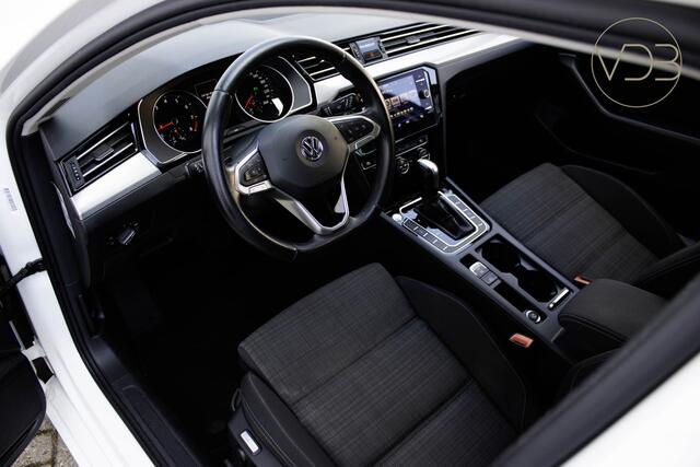 Volkswagen PASSAT Variant 1.5 TSI Facelift Business AUT TREKHAAK