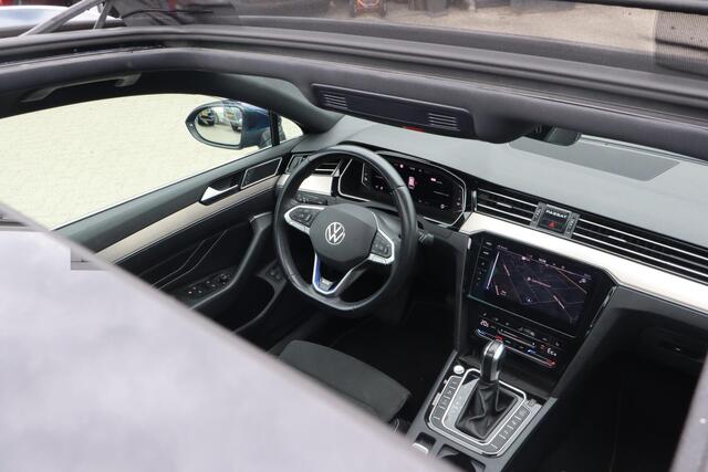 Volkswagen PASSAT Variant 1.4 TSI PHEV GTE Business | SOH 91% | Panoramadak | Camera | Trekhaak | Zeer compleet