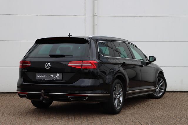 Volkswagen PASSAT Variant 1.5 TSI Highline Business R 150pk DSG7
