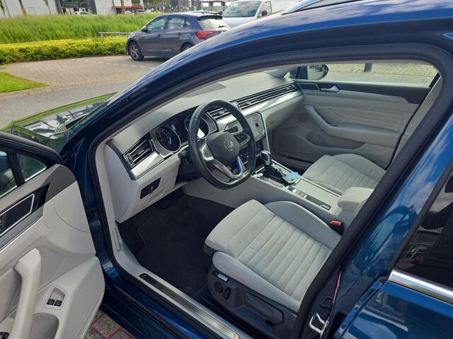 Volkswagen PASSAT Variant 1.4 TSI PHEV GTE Business | Trekhaak | Elec. klep | 360 cam | SOH 90% |