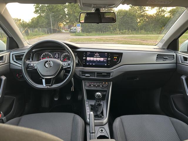 Volkswagen POLO 1.0 TSI Comfortline Business Clima Lm Navi App Cruise Pdc Nap