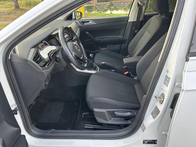 Volkswagen POLO 1.0 TSI Comfortline Business Clima Lm Navi App Cruise Pdc Nap