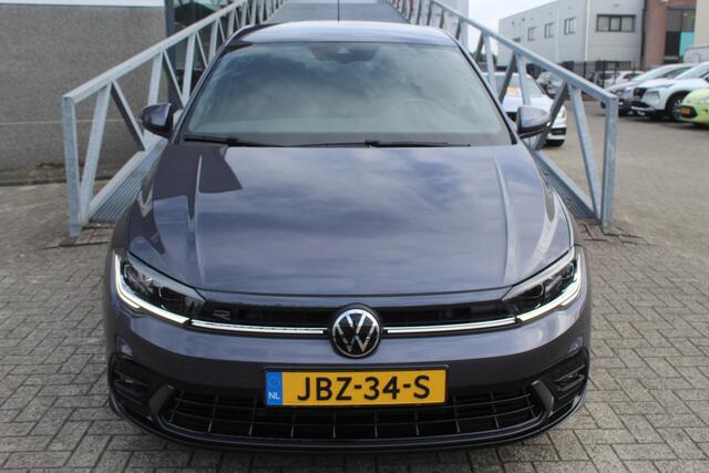 Volkswagen POLO 1.0 TSI 2x R-Line *Automaat*Navigatie/Virtual cockpit/Adaptive cruise control/Achteruitrijcamera/Parkeersensoren rondom/Apple carplay/Stoelverwarming/LED grill/IQ.light/Climate control/Draadloze telefoonlader/DAB/16''Lichtmetalen velgen.