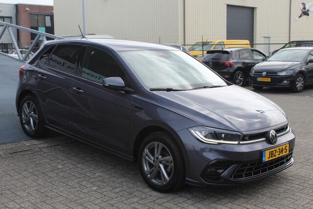 Volkswagen POLO 1.0 TSI 2x R-Line *Automaat*Navigatie/Virtual cockpit/Adaptive cruise control/Achteruitrijcamera/Parkeersensoren rondom/Apple carplay/Stoelverwarming/LED grill/IQ.light/Climate control/Draadloze telefoonlader/DAB/16''Lichtmetalen velgen.