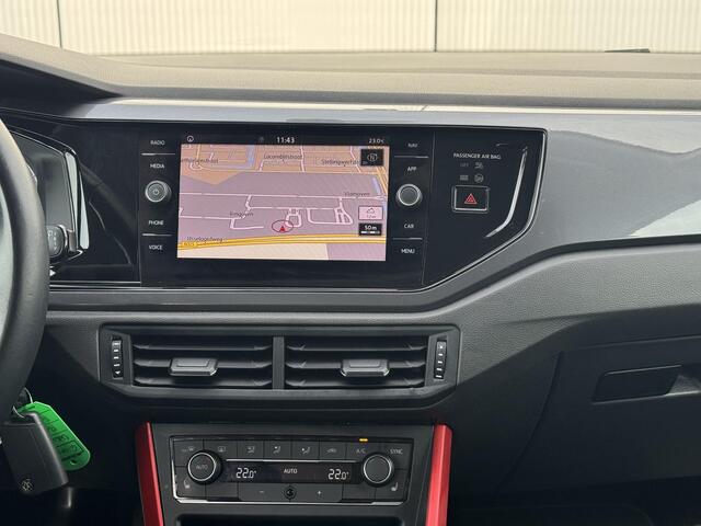 Volkswagen POLO 1.0 TSI Join / Navigatie / Cruise Control / Lichtmetalen Velgen / Appel CarPlay & Android Auto / Climate Control / all season banden