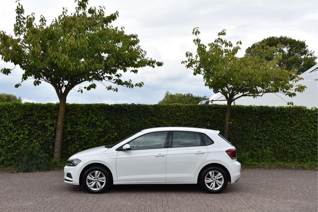 Volkswagen POLO 1.0 TSI 96 PK Carplay Stoelverwaming Mf. stuur Garantie Comfortline