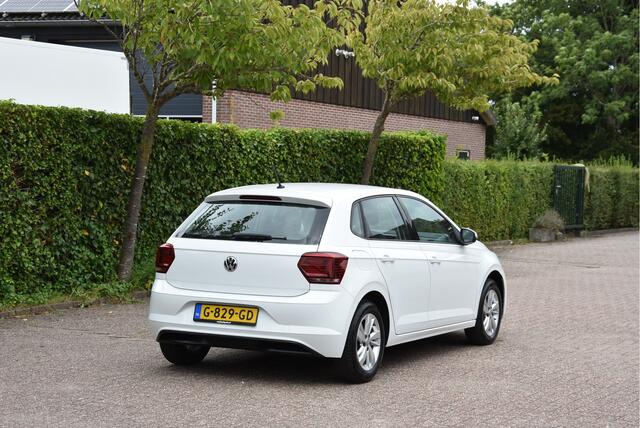 Volkswagen POLO 1.0 TSI 96 PK Carplay Stoelverwaming Mf. stuur Garantie Comfortline