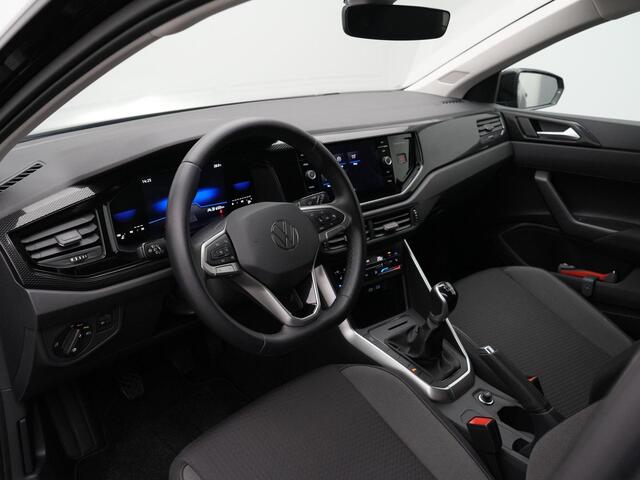 Volkswagen POLO 1.0 TSI 95 pk | Navigatie | Stoelverwarming | Parkeersensoren voor/achter