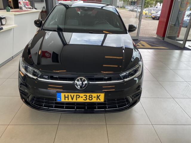 Volkswagen POLO 1.0 TSI R-Line,Automaat, Lage kilometerstand!!/Virtual cockpit/IQ Light/Adaptive cruise control/Navigatie/Apple carplay/Spraakbediening,Climate control/Stoelverwarming/Parkeersensoren rondom/DAB//17" Licht metalen velgen.